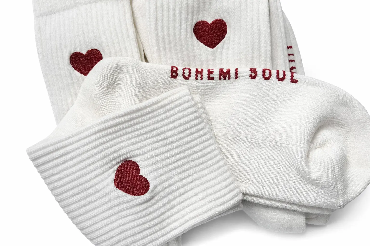 Bestickte Tennissocken mit Herz-Motiv - Socken besticken lassen von Logosocke